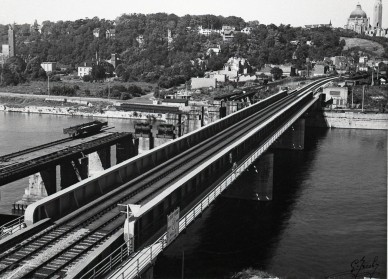 Liège, pont du Val Benoît - SNCB Z07965R (5).jpg